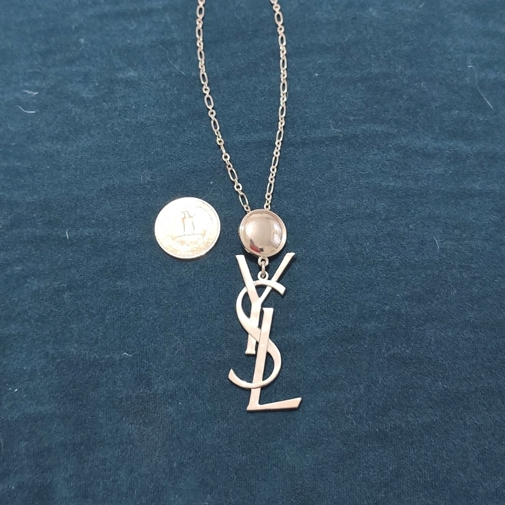Silver Pendant Necklace